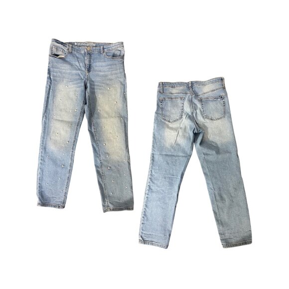 Women’s Size 32 R Boyfriend Jeans with Acid Wash & Pearls - Picture 2 of 5